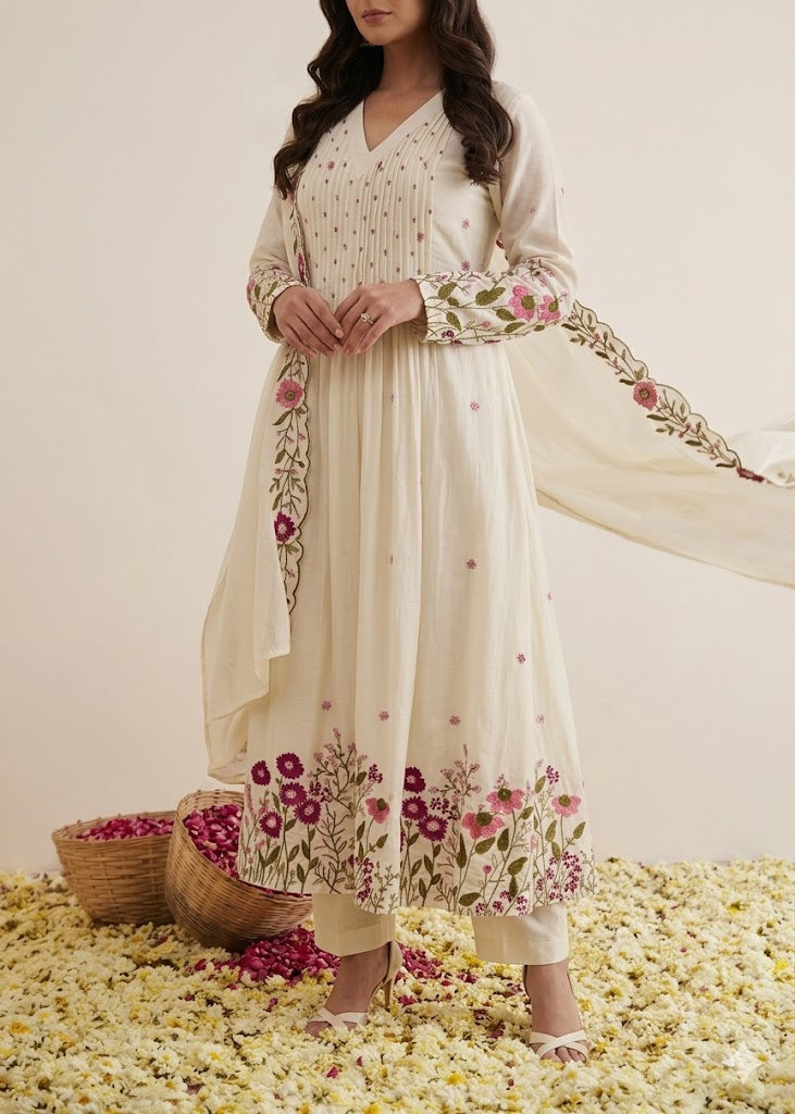 Nazaakat-Ivory-Bloom - Embroidered Mul Cotton Suit Set with Dupatta