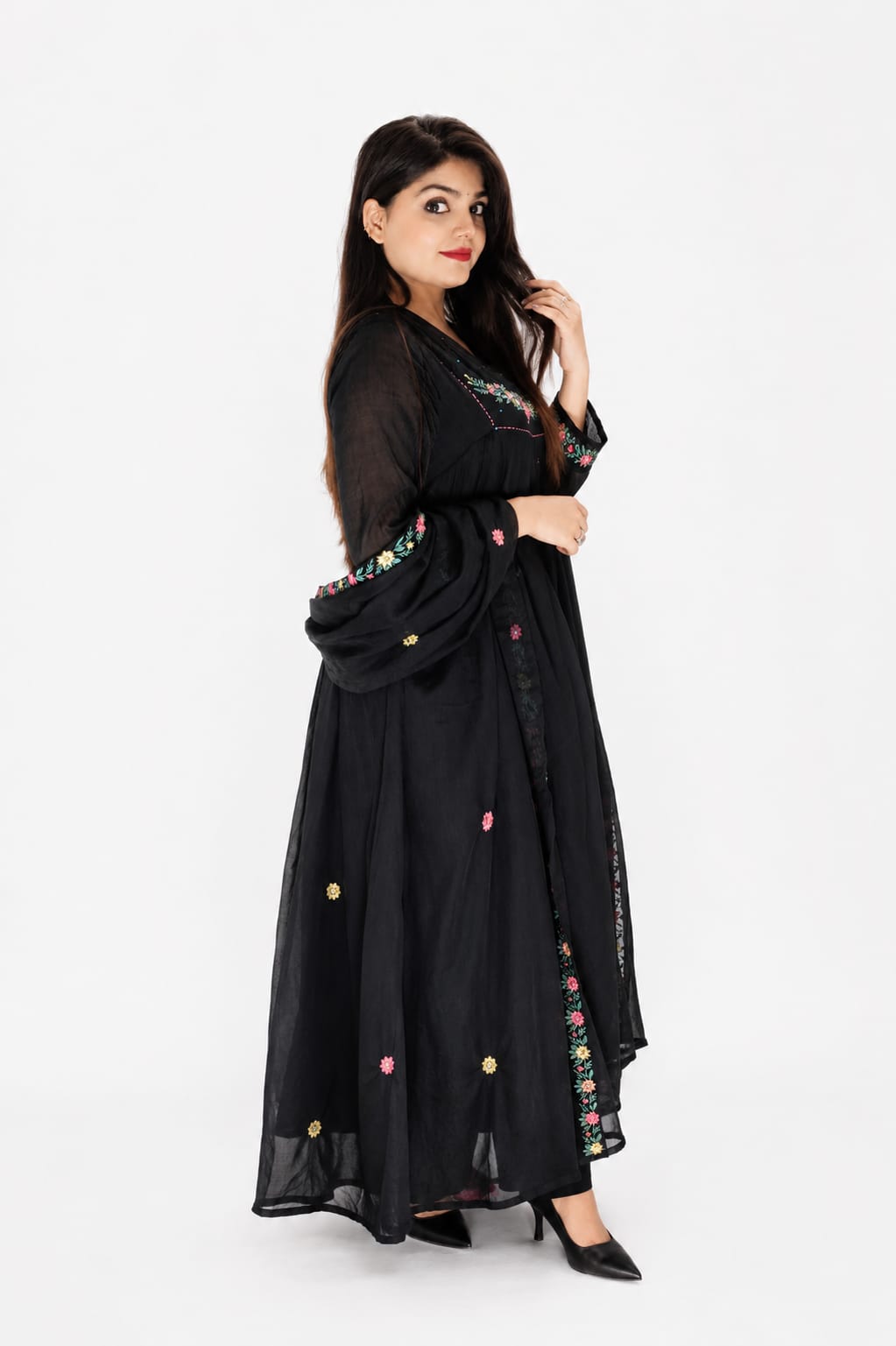 Siyah Gul -BLACK  Floral Embroidered Kurta Plazo Set with Dupatta
