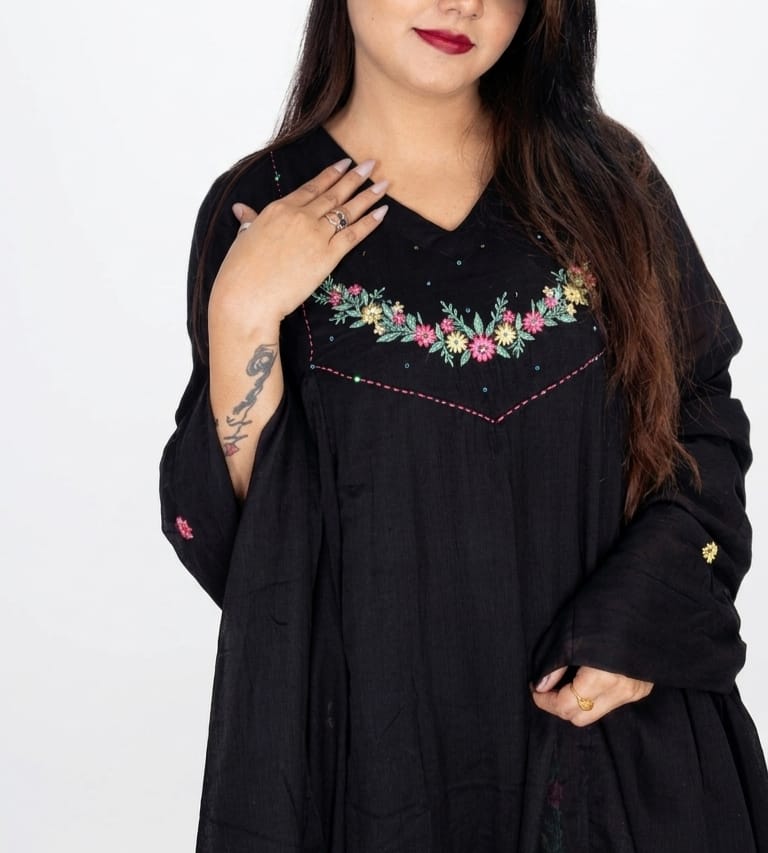 Siyah Gul -BLACK  Floral Embroidered Kurta Plazo Set with Dupatta
